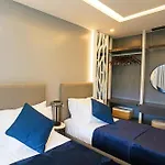 Neroki\'S Crib Cozy & Luxurious Staycation!