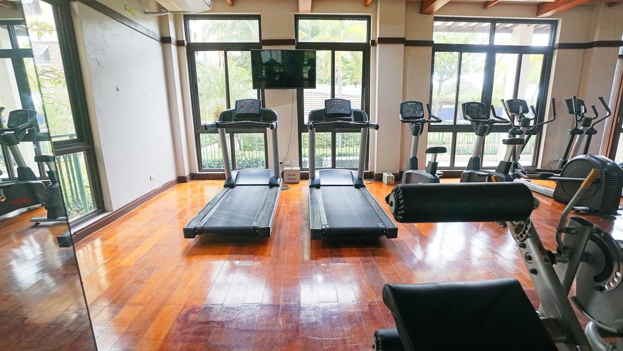 Neroki's Crib Cozy & Luxurious Staycation! Apartment Cebu